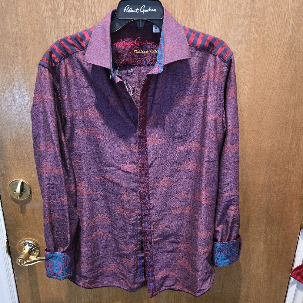 Robert Graham Limited Edition Shirt. Name Is Luxury Cloud. Size Medium.